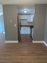 297 Pawtucket Blvd, Unit 10 in Lowell, MA - Building Photo - Building Photo