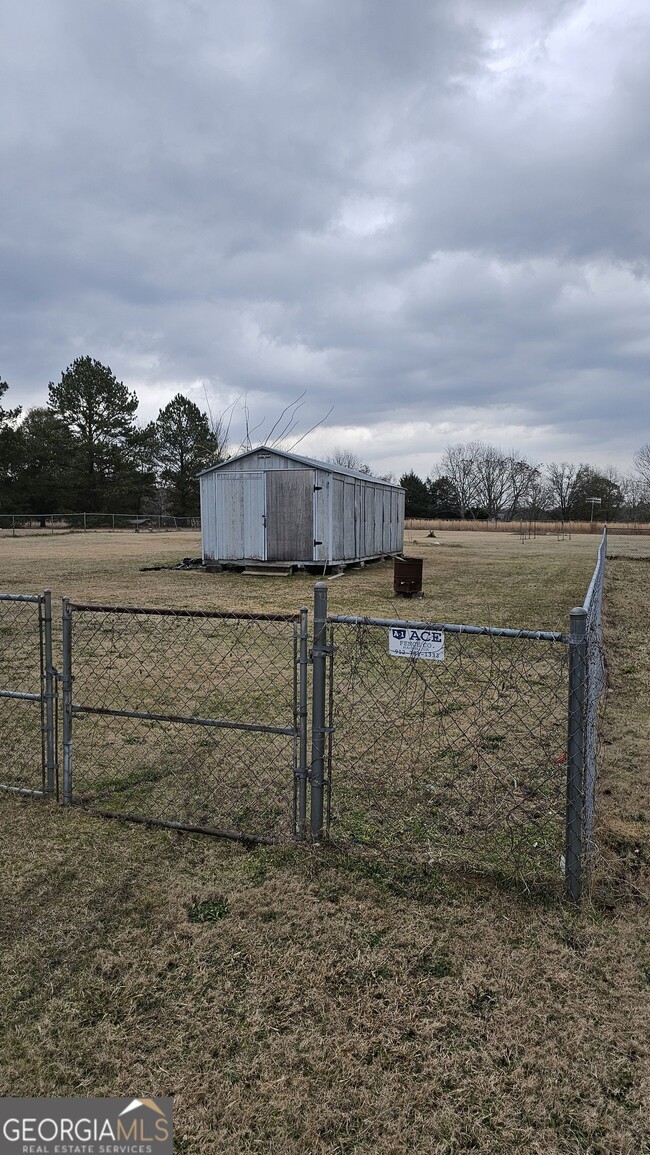 2096 Taylors Mill Rd in Fort Valley, GA - Building Photo - Building Photo