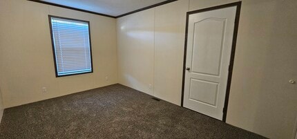 90 Mulberry in Belleville, MI - Building Photo - Building Photo