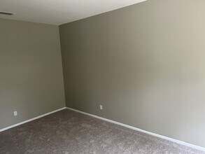 32516 Guevara Dr in Temecula, CA - Building Photo - Building Photo