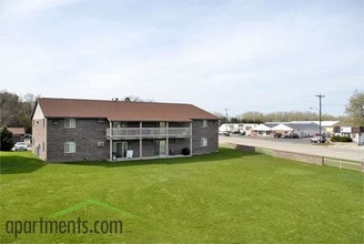 Howard Apartments in Green Bay, WI - Building Photo - Building Photo