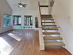5415 Forest Bridge Way-Unit -Apt 1 in Houston, TX - Building Photo - Building Photo