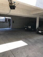 1148 San Rafael Ave, Unit 6 in Glendale, CA - Building Photo - Building Photo