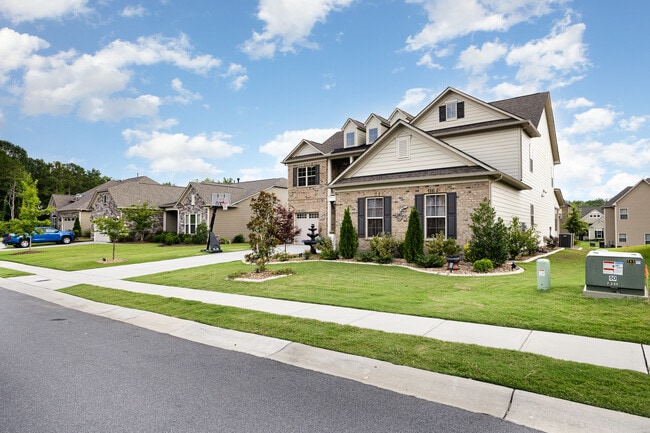 property at 6225 Majesty Ct