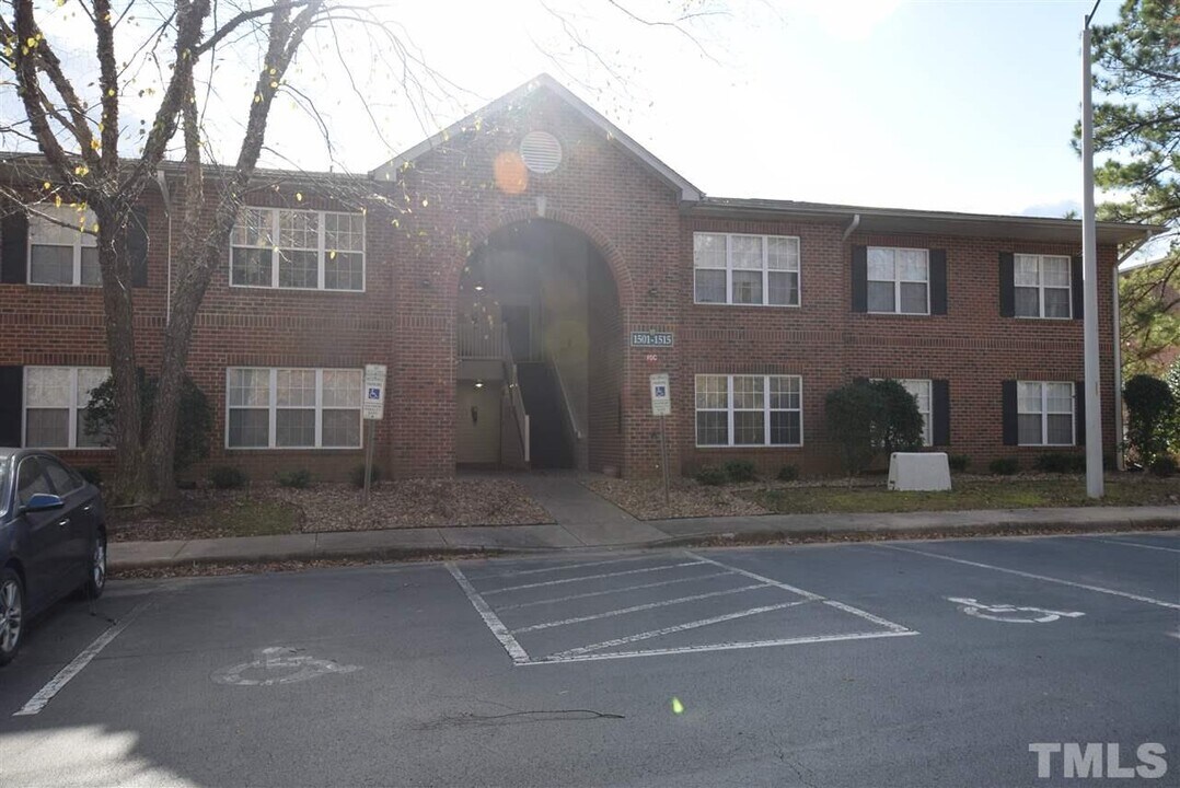 1513 Kenmore Dr in Clayton, NC - Building Photo