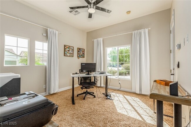 7305 Gentle Valley St in Las Vegas, NV - Foto de edificio - Building Photo