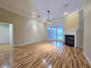 5118 Rebel Ridge Dr in Sugar Land, TX - Building Photo - Building Photo