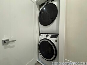 10 Cawfield St in Boston, MA - Building Photo - Building Photo