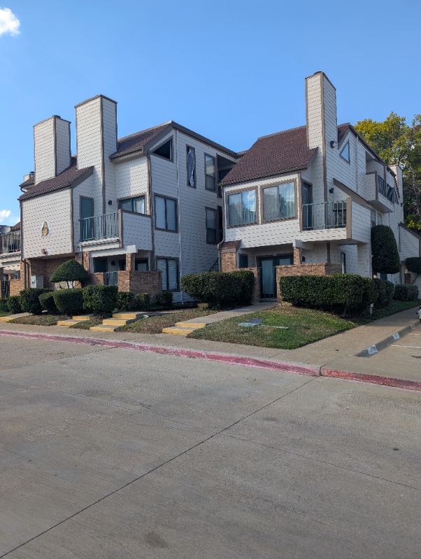 property at 2310 Bamboo Dr