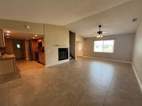 671 Spring Lake Blvd NW in Port Charlotte, FL - Building Photo - Building Photo