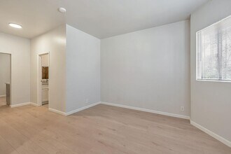 1218 13th Ave in Oakland, CA - Building Photo - Building Photo