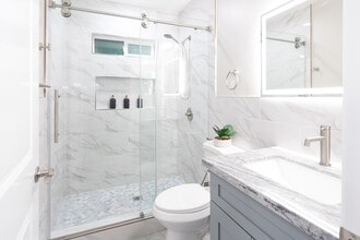 2719 Mar Les Ln, Unit 2 in Santa Ana, CA - Building Photo - Building Photo