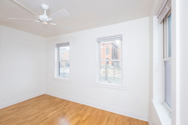 1211 Broadway in Cincinnati, OH - Building Photo - Building Photo