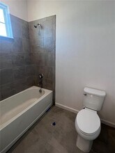 5218 Wishing Arch Dr in Apollo Beach, FL - Building Photo - Building Photo