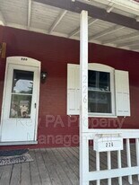 226 Charles St in Coatesville, PA - Building Photo