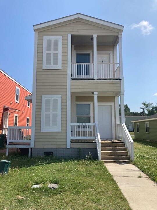 12211 Prudie Cir in Gulfport, MS - Building Photo