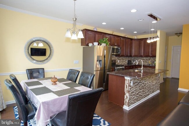 101 Pearce Ln in Monmouth Junction, NJ - Building Photo - Building Photo