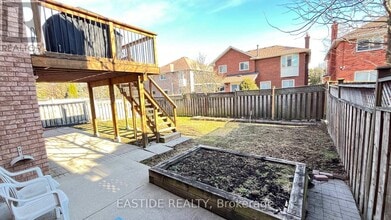 21 Woodstone Ave in Richmond Hill, ON - Building Photo - Building Photo