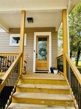 29 Fairview Ave in Asheville, NC - Foto de edificio - Building Photo
