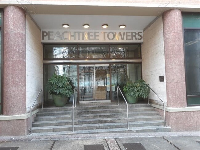 property at 300 W Peachtree St NW