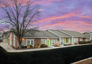 Urban Studio 43 in Kansas City, MO - Building Photo