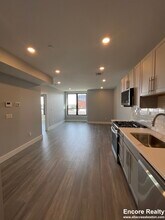 365 Western Ave, Unit 612 in Boston, MA - Building Photo - Building Photo