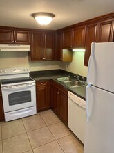 2440 Ramblewood Ct in Tallahassee, FL - Building Photo - Building Photo