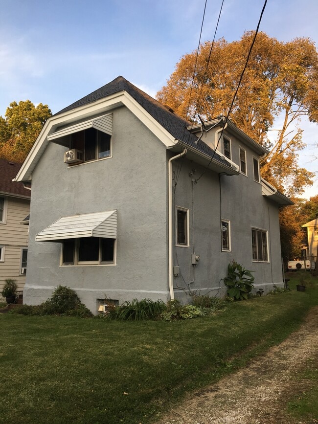 property at 313 Para Ave