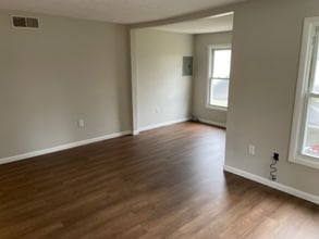 333 N Hamilton St in Painted Post, NY - Building Photo - Building Photo