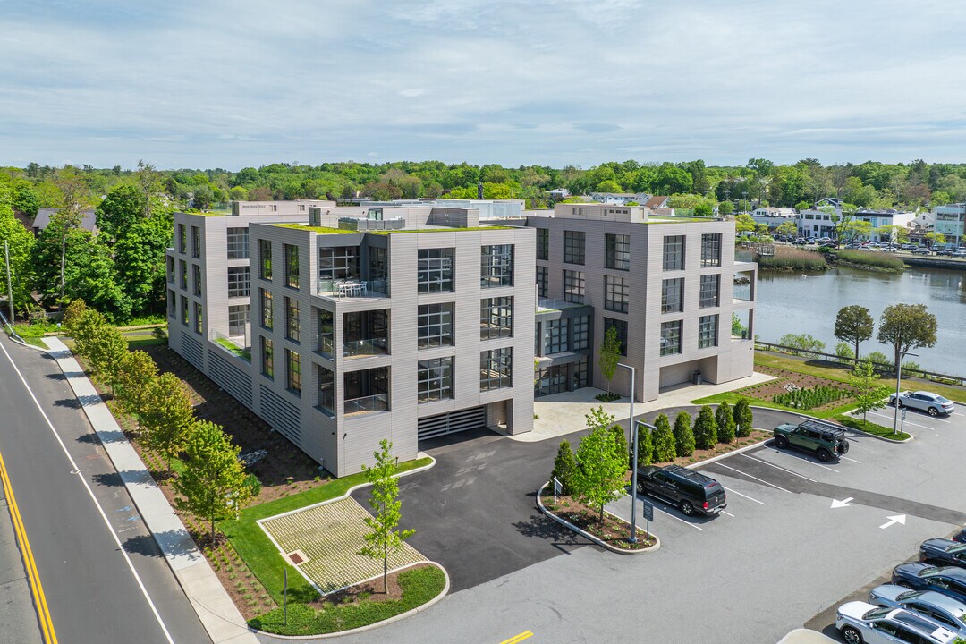 60 Wilton Rd in Westport, CT - Building Photo