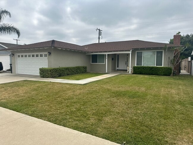 property at 2516 E Monroe Ave