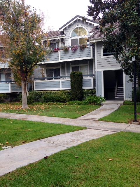 26758 Claudette St-Unit -425 in Santa Clarita, CA - Building Photo