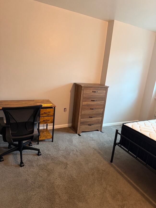 1223 Harvard St NW, Unit A