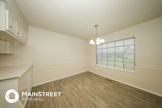 9900 S Hillcrest Dr in Oklahoma City, OK - Building Photo - Building Photo