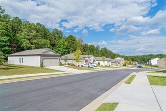 12006 Crosswicks Rd, Unit 2 in Union City, GA - Building Photo - Building Photo