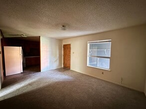 425 W Avenue C in Killeen, TX - Building Photo - Building Photo