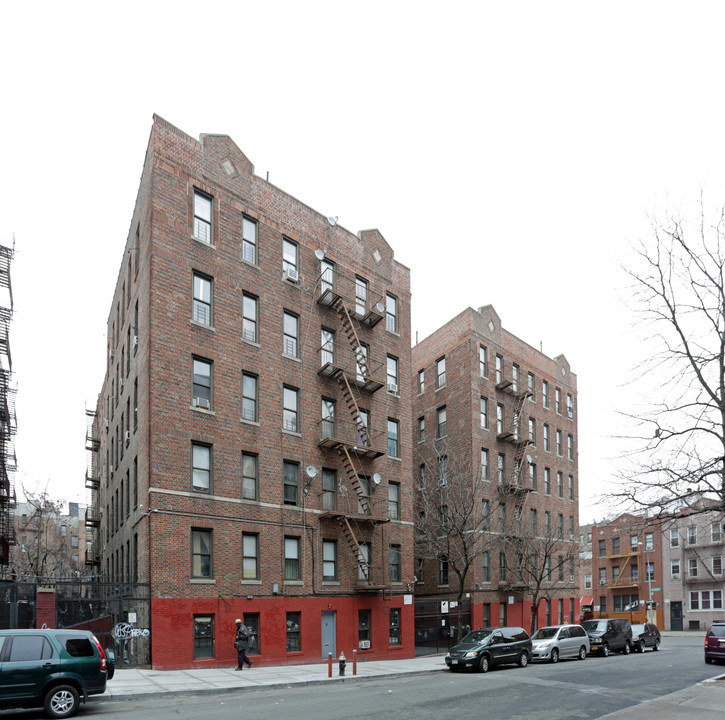 219 Miriam St in Bronx, NY - Foto de edificio