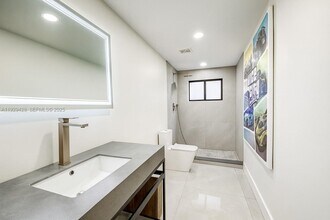 926 NW 59th St in Miami, FL - Building Photo - Building Photo