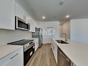 9717 W Luxton Ln in Tolleson, AZ - Building Photo - Building Photo
