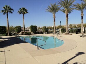 2273 E Huntington Dr in Phoenix, AZ - Building Photo - Building Photo