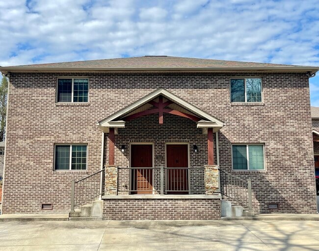 property at 712 20th St