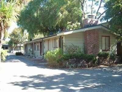 537 Mariposa Ave in Mountain View, CA - Foto de edificio