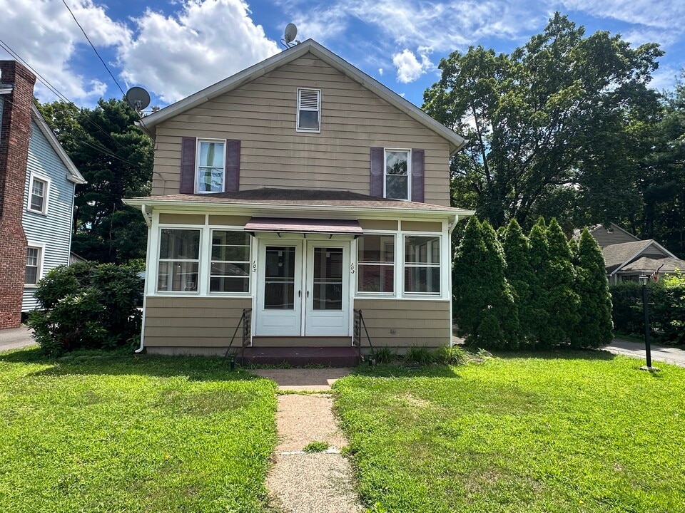 103 Silver Ln in East Hartford, CT - Building Photo