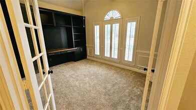 6614 Baycrest Cir in Sachse, TX - Building Photo - Building Photo