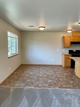 20086 Porter Pl in Bend, OR - Building Photo - Building Photo