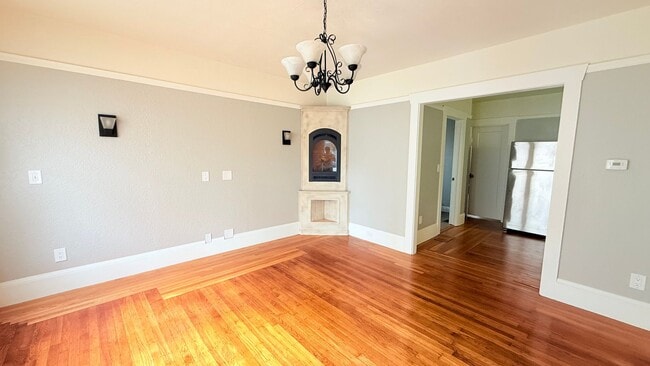 1235 Broadway in Alameda, CA - Building Photo - Building Photo