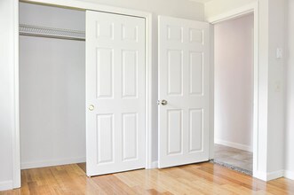 152 Main St, Unit 8 in Sturbridge, MA - Building Photo - Building Photo