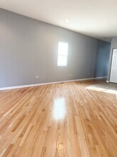 3418 W Fulton Blvd, Unit 2nd Floor apartment in Chicago, IL - Building Photo - Building Photo