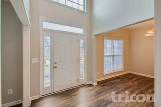 1241 Andrew Donelson Dr in Nashville, TN - Foto de edificio - Building Photo