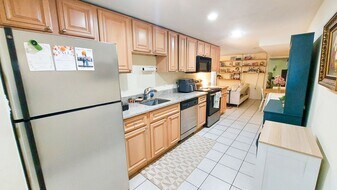 2719 Ontario Rd NW in Washington, DC - Building Photo